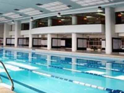 استخر سرپوشیده کرانه